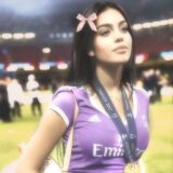 ᗩᗰIᔕTᗩᗪ OᑎᒪIᑎE🌴😝